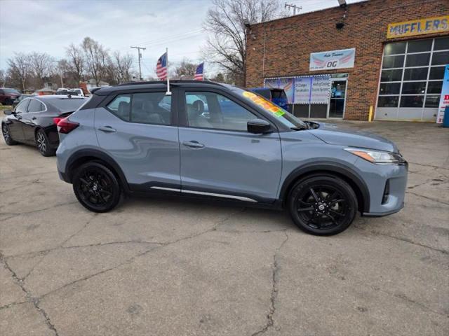 2021 Nissan Kicks SR Xtronic CVT