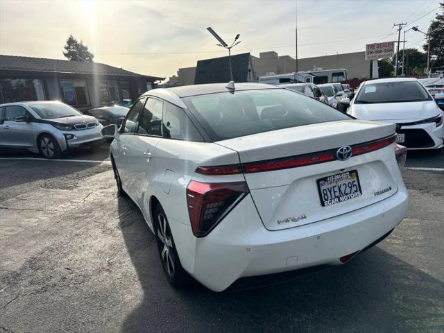 2017 Toyota Mirai Base