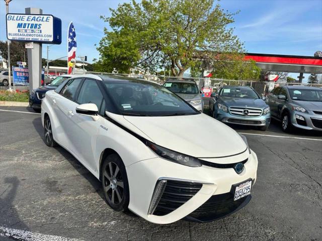 2017 Toyota Mirai Base