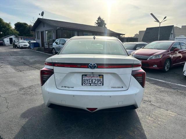 2017 Toyota Mirai Base