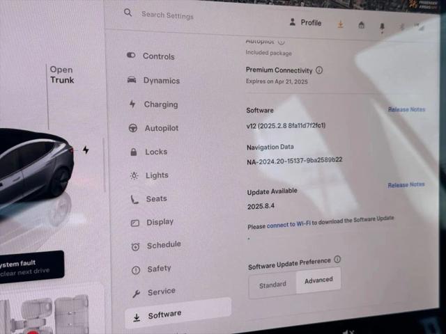 2022 Tesla Model 3 Rear-Wheel Drive