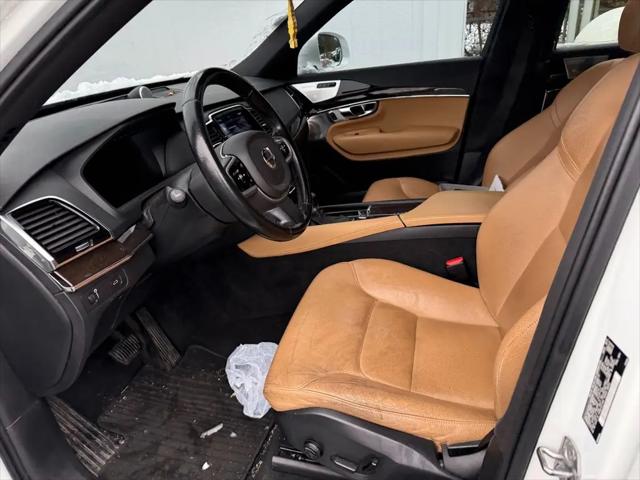2018 Volvo XC90 T6 Momentum