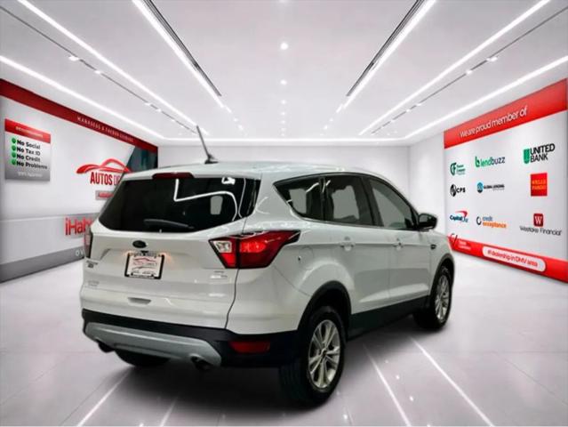 2019 Ford Escape SE