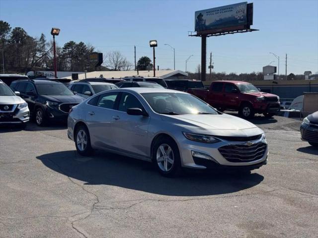 2020 Chevrolet Malibu FWD 1FL