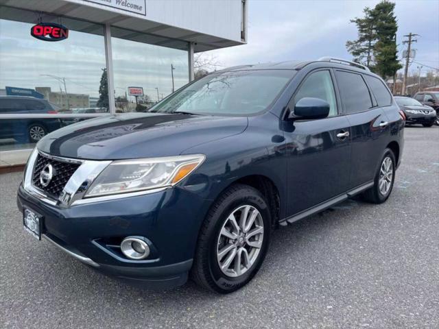 2016 Nissan Pathfinder SV