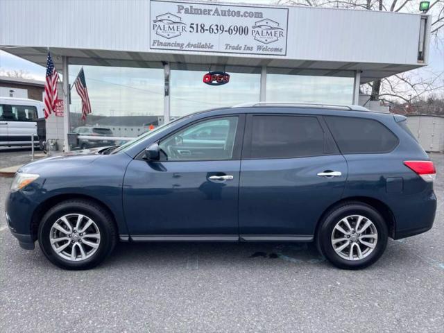 2016 Nissan Pathfinder SV