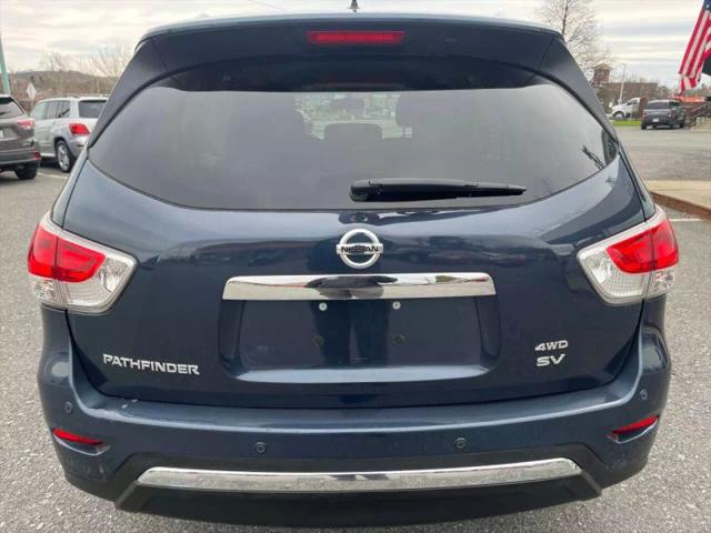 2016 Nissan Pathfinder SV