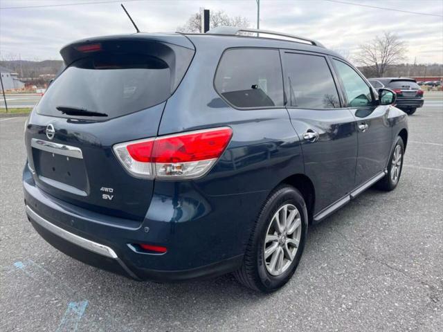2016 Nissan Pathfinder SV