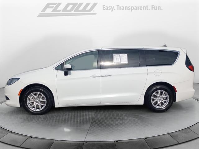 2023 Chrysler Voyager LX