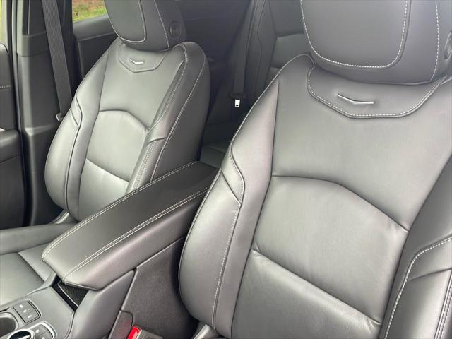 2025 Cadillac XT4 AWD Premium Luxury