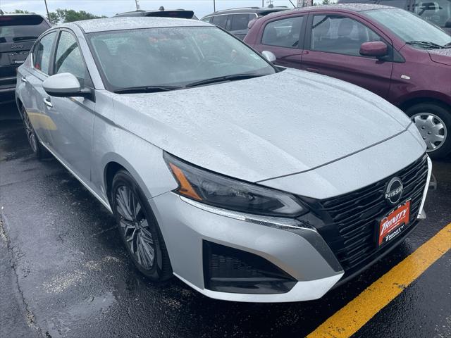 2023 Nissan Altima SV FWD