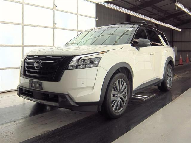 2023 Nissan Pathfinder SL FWD