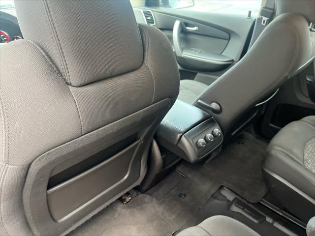 Used 2011 GMC Acadia For Sale in Wilmington, OH