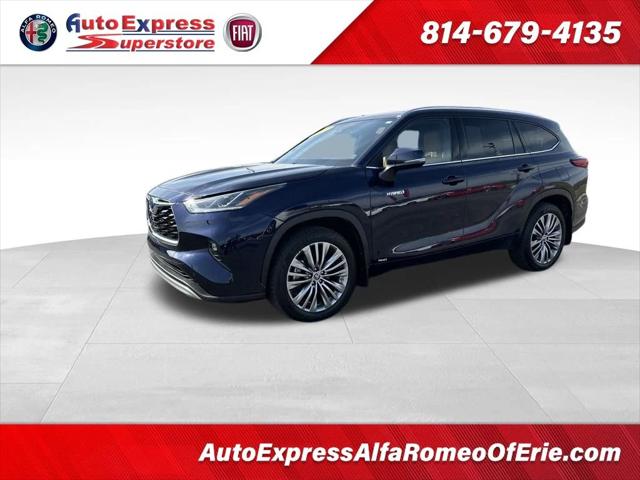 2021 Toyota Highlander Hybrid Platinum
