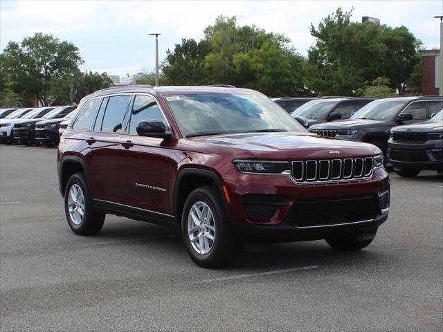 2025 Jeep Grand Cherokee GRAND CHEROKEE LAREDO X 4X2