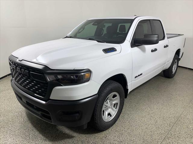 2025 RAM Ram 1500 RAM 1500 TRADESMAN QUAD CAB 4X2 64 BOX