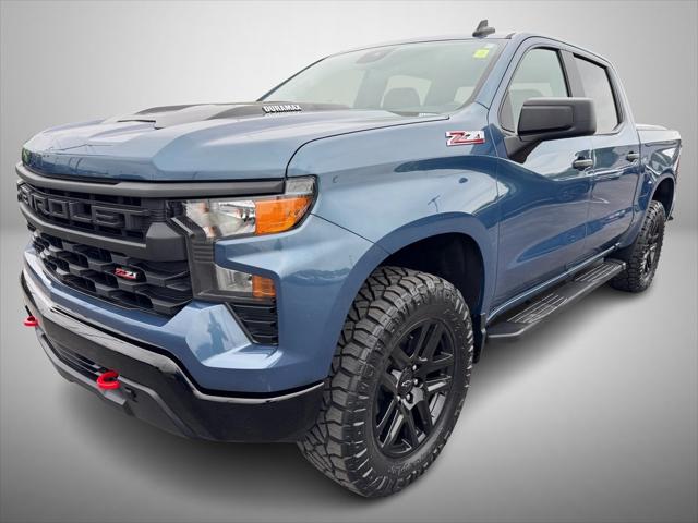 2024 Chevrolet Silverado 1500 4WD Crew Cab Short Bed Custom Trail Boss