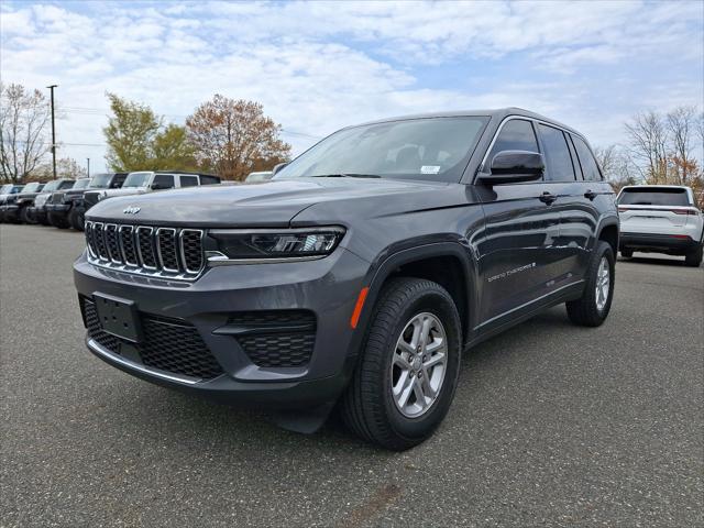 2023 Jeep Grand Cherokee Laredo 4x4