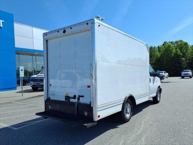 2020 Chevrolet Express Cutaway Work Van