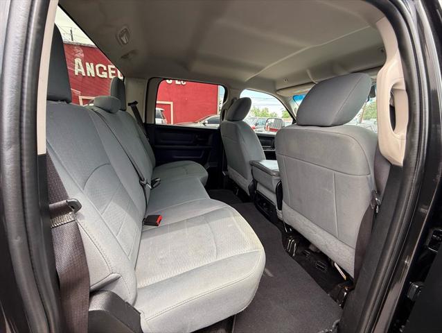 2017 Ram 1500 Express Crew Cab 4x4 5'7" Box