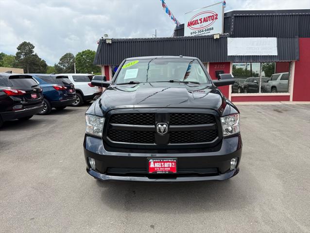 2017 Ram 1500 Express Crew Cab 4x4 5'7" Box