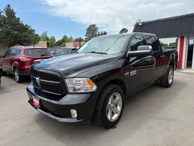2017 Ram 1500 Express Crew Cab 4x4 5'7" Box