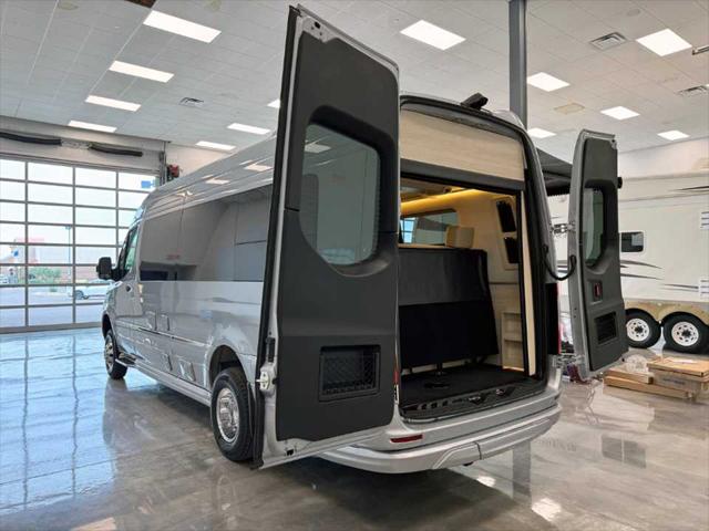 2025 Mercedes-Benz Sprinter 3500XD High Roof 4-Cyl Diesel HO