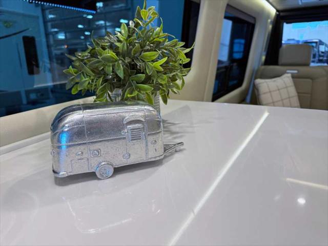 2025 Mercedes-Benz Sprinter 3500XD High Roof 4-Cyl Diesel HO