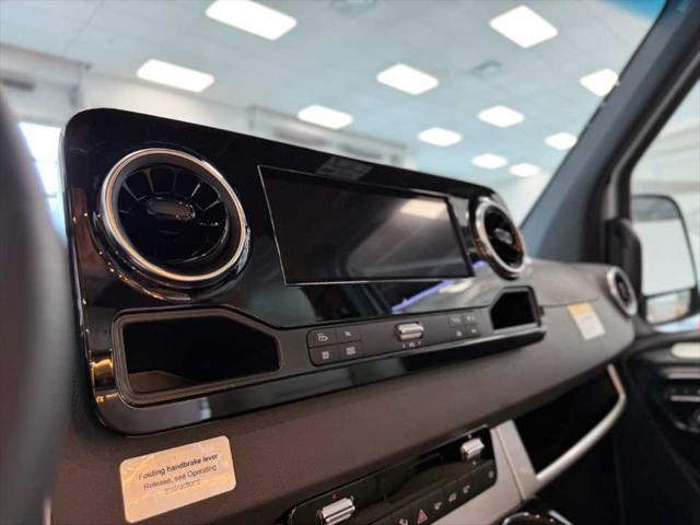 2025 Mercedes-Benz Sprinter 3500XD High Roof 4-Cyl Diesel HO