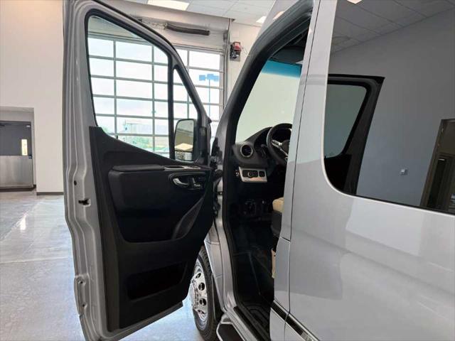 2025 Mercedes-Benz Sprinter 3500XD High Roof 4-Cyl Diesel HO