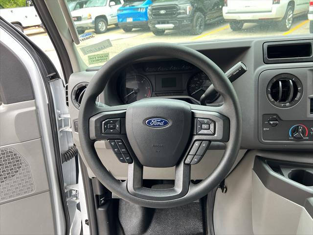 2025 Ford E-350 Cutaway Base