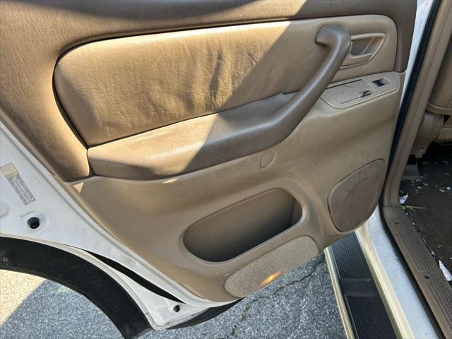 Used 2004 Toyota Sequoia For Sale in Muscle Shoals, AL