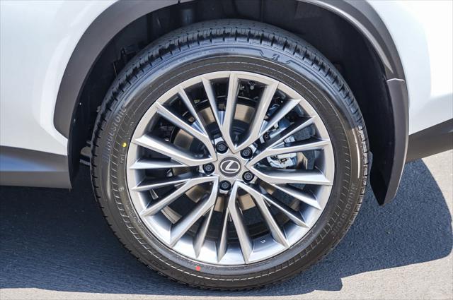 2025 Lexus NX 350h Premium