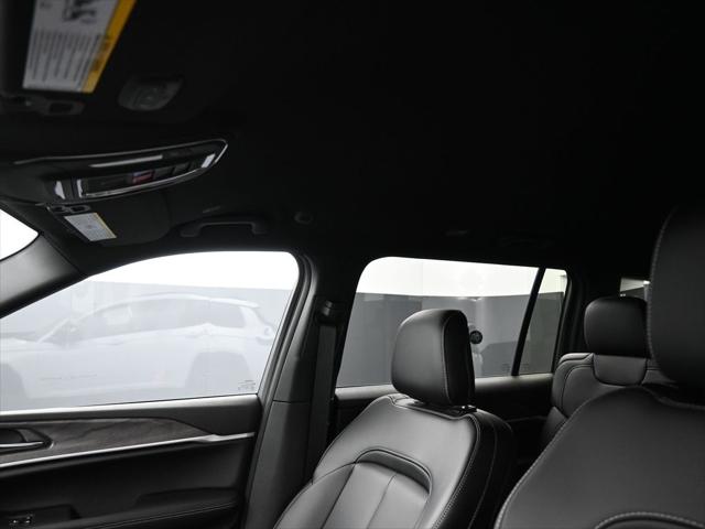2025 Jeep Grand Cherokee GRAND CHEROKEE L LIMITED 4X2