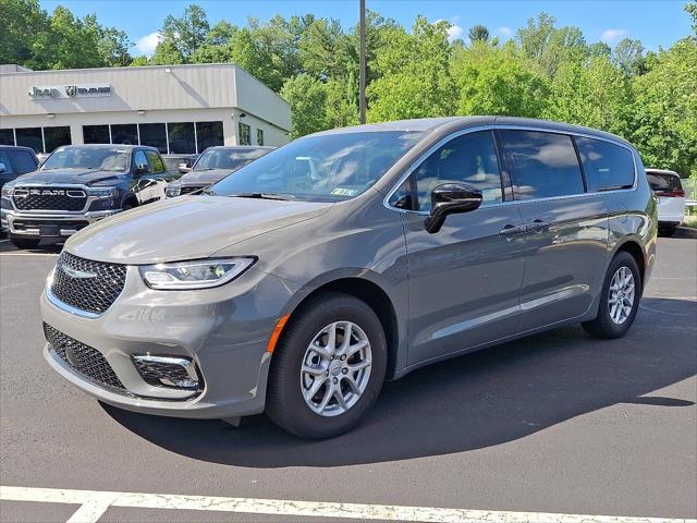 2025 Chrysler Pacifica PACIFICA SELECT