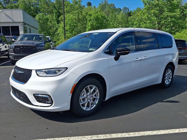 2025 Chrysler Pacifica PACIFICA SELECT