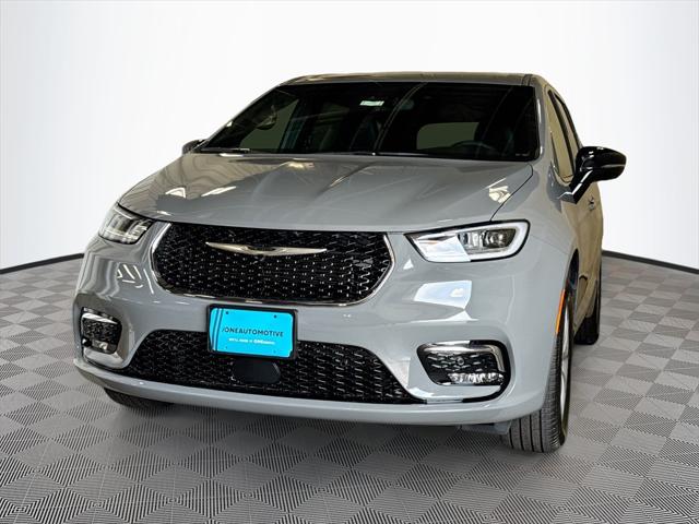2025 Chrysler Pacifica PACIFICA SELECT AWD