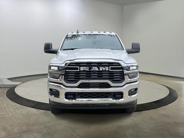 2025 RAM Ram 3500 RAM 3500 TRADESMAN CREW CAB 4X4 8 BOX