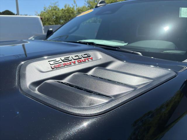 2025 RAM Ram 2500 RAM 2500 LARAMIE CREW CAB 4X4 64 BOX