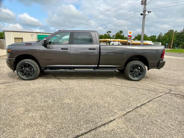 2025 RAM Ram 3500 RAM 3500 BIG HORN CREW CAB 4X4 8 BOX
