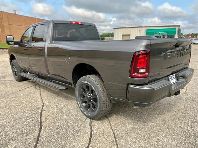 2025 RAM Ram 3500 RAM 3500 BIG HORN CREW CAB 4X4 8 BOX