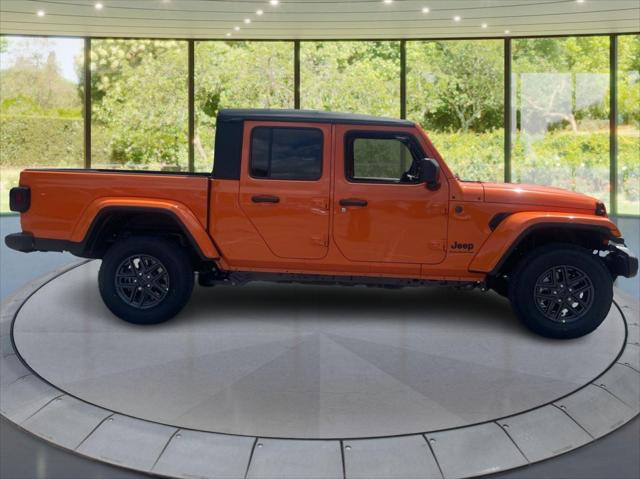 2025 Jeep Gladiator GLADIATOR SPORT S 4X4
