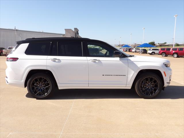 2025 Jeep Grand Cherokee GRAND CHEROKEE L SUMMIT 4X4