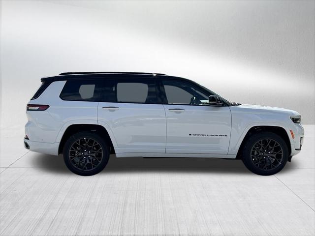 2025 Jeep Grand Cherokee GRAND CHEROKEE L SUMMIT 4X4