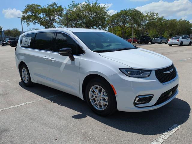 2025 Chrysler Pacifica PACIFICA SELECT