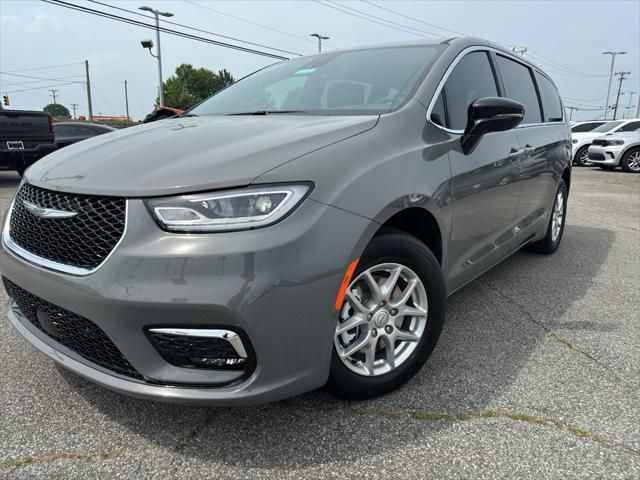 2025 Chrysler Pacifica PACIFICA SELECT