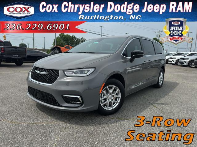 2025 Chrysler Pacifica PACIFICA SELECT