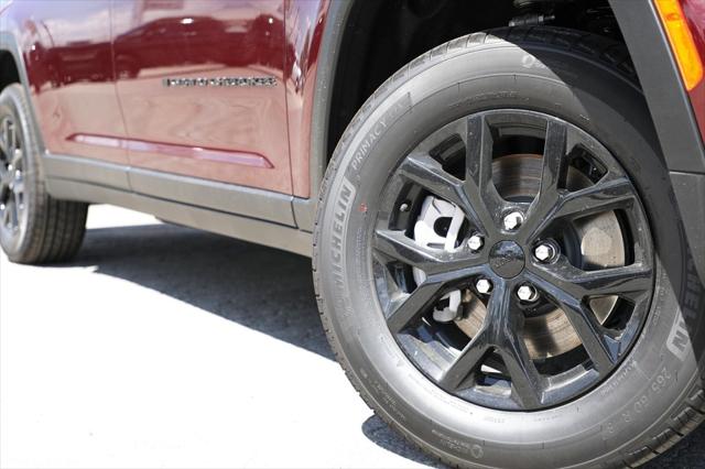 2025 Jeep Grand Cherokee GRAND CHEROKEE L ALTITUDE X 4X4