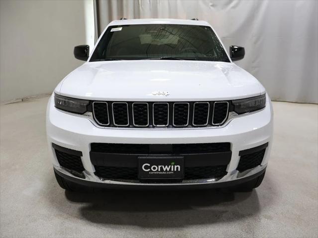 2025 Jeep Grand Cherokee GRAND CHEROKEE L LAREDO 4X4