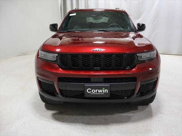 2025 Jeep Grand Cherokee GRAND CHEROKEE L ALTITUDE 4X4